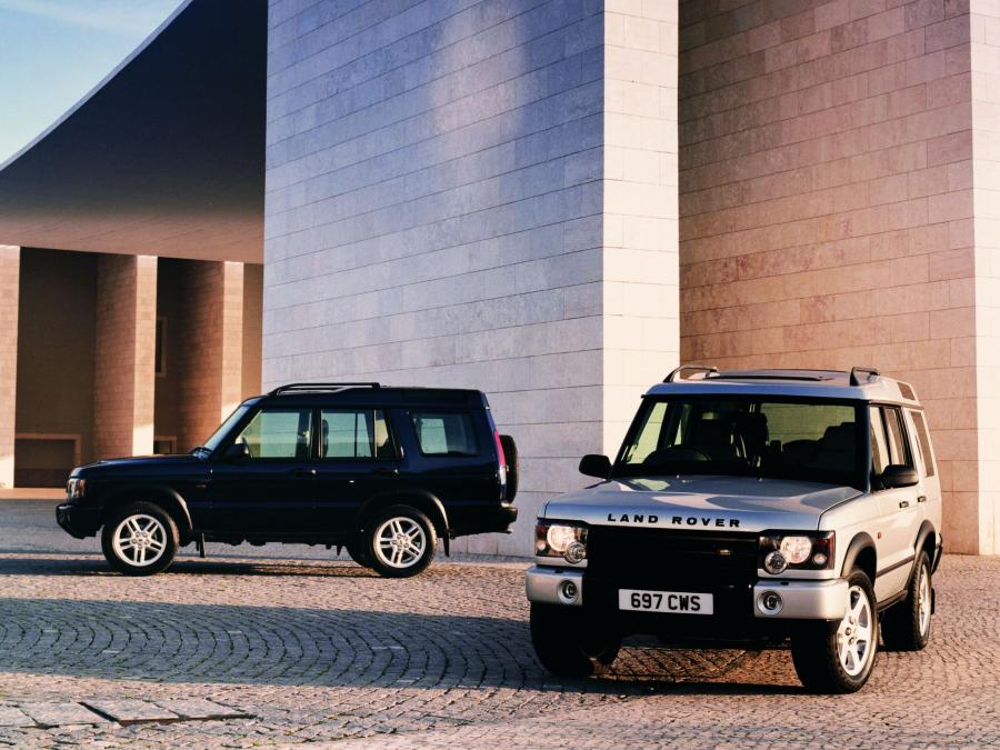  Land Rover Discovery 2003 года  (UK) (фото 8 из 11)